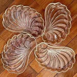 4pc VTG 1940s MCM Hazel Atlas Scalloped Seashell Snack Luncheon Plate Cup Holder